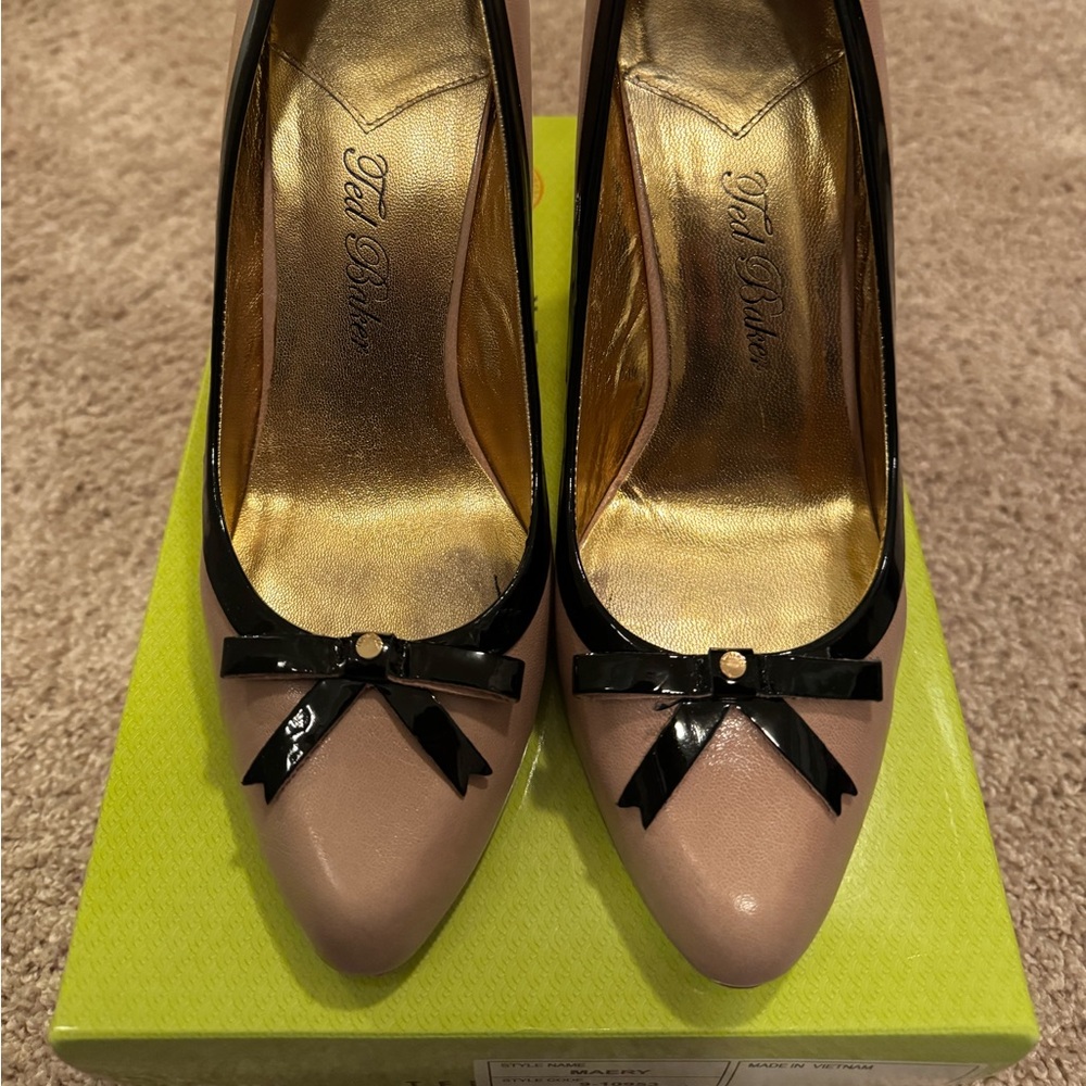 Ted Baker bow pumps